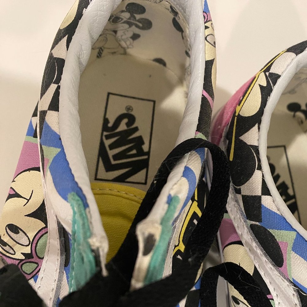 Disney X Vans - Picture 3 of 6
